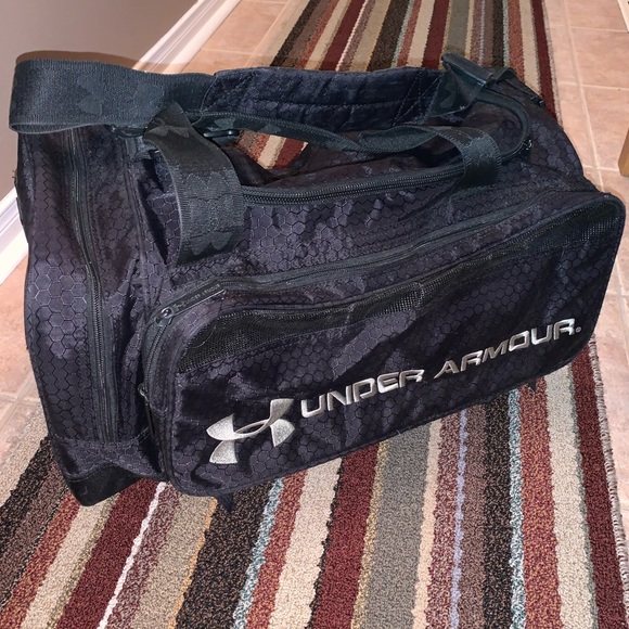 Under Armour Handbags - 🛑Under Armour Gym Bag🛑